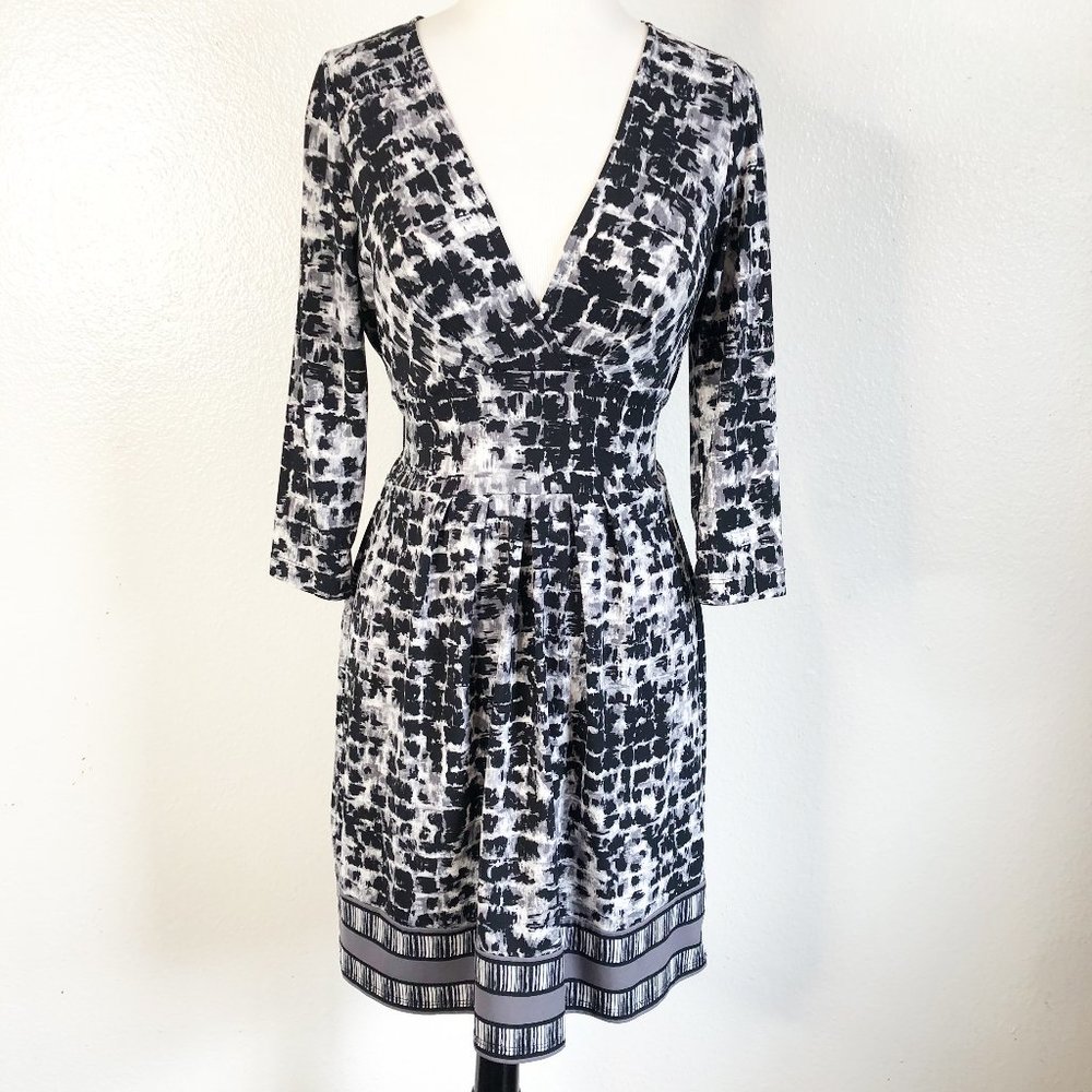 BCBGMaxAzria Petite Black White Gray Brush Stroke Surplice Faux Wrap Dress